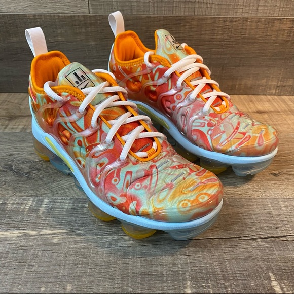 vapormax plus orange dip dye